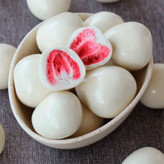 Драже "Сублимированная клубника в белой глазури" 100 г 